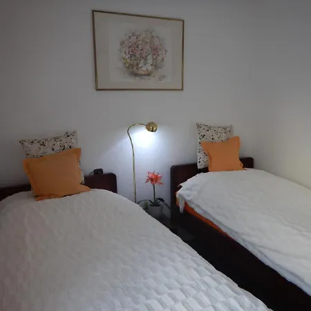 Apartament Piastowska *